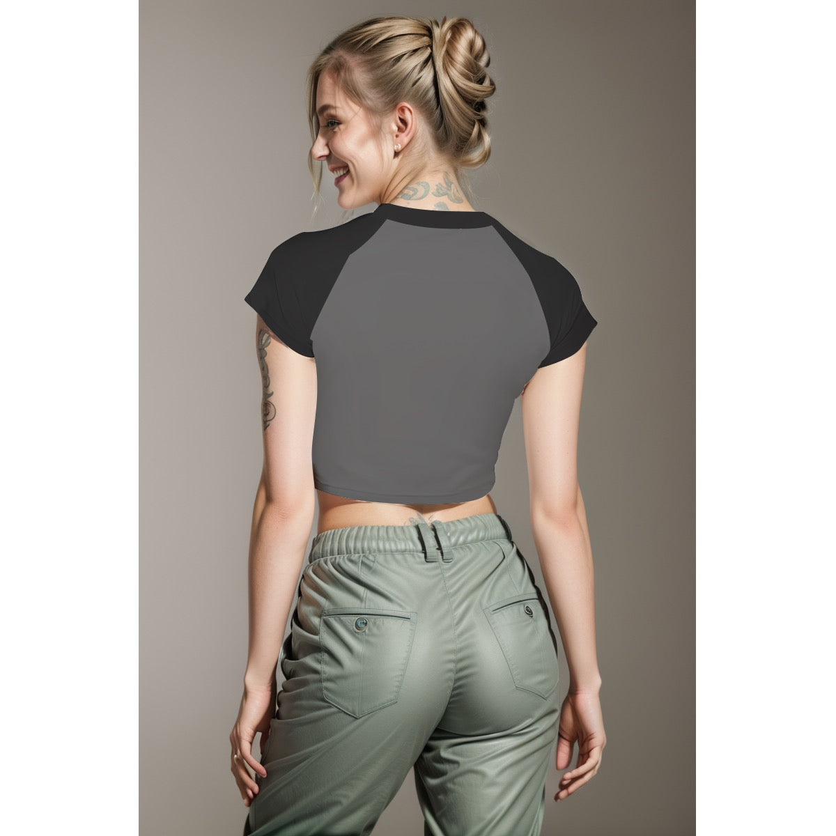 Teacup Women's Raglan Cropped T-shirt